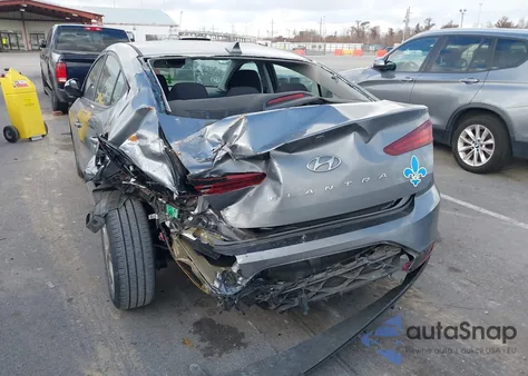 2019 Hyundai Elantra Sel z USA, uszkodzony, nr VIN KMHD84LF6KU878430
